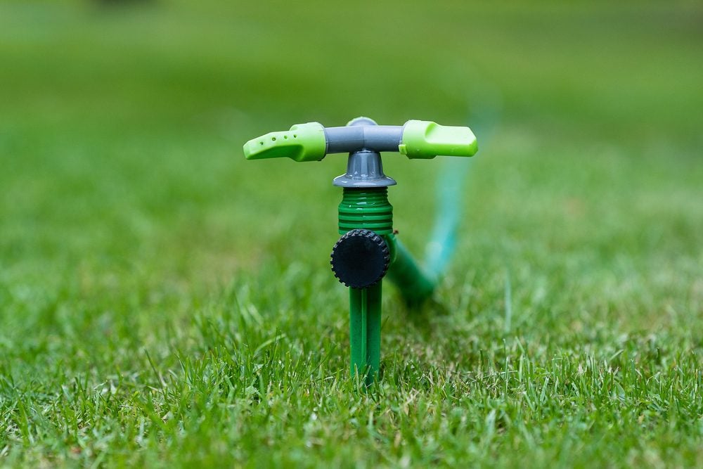 how to build your own sprinkler system
